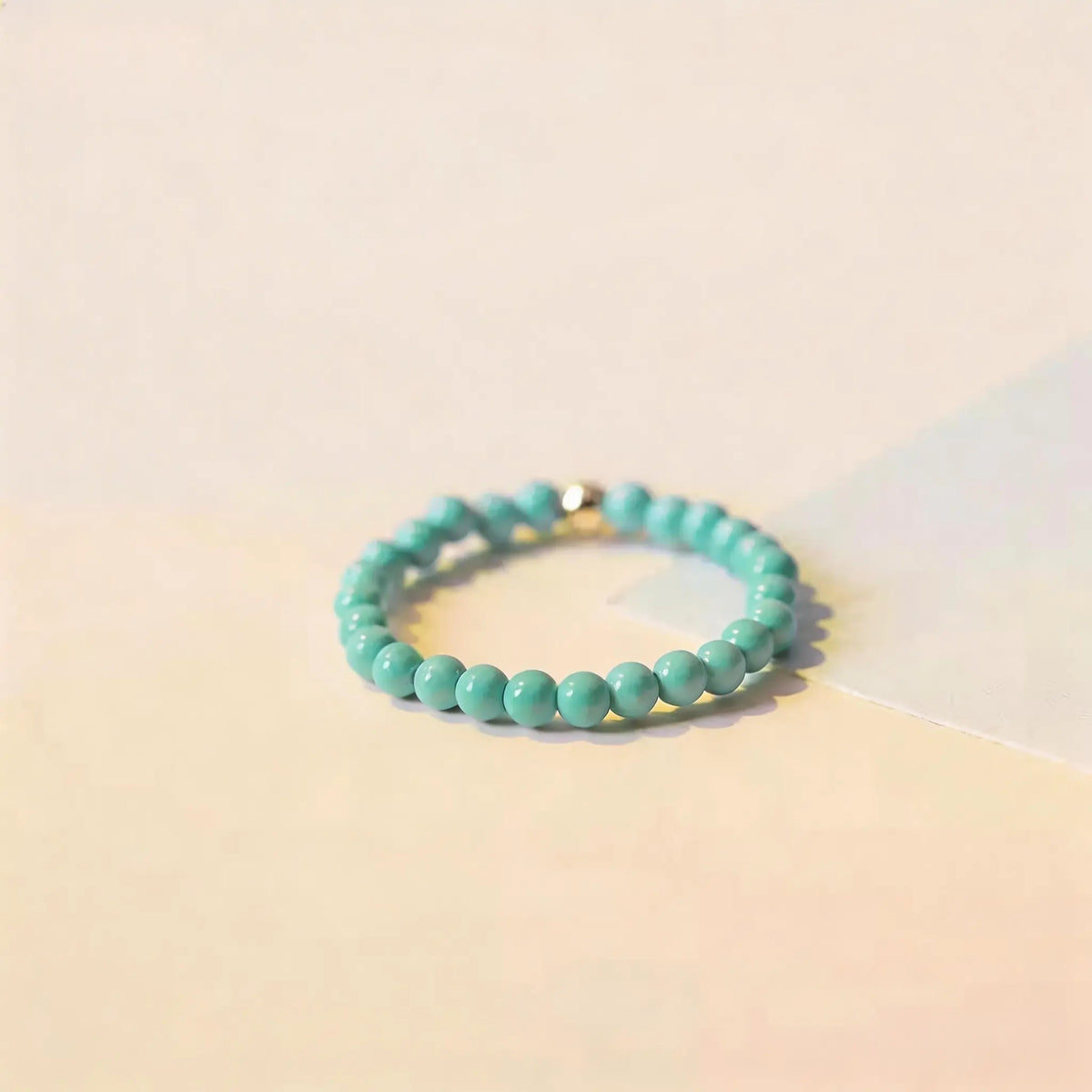 Himalayan Petite Turquoise Beaded Bracelet – Minimalist Strand with Silver Accent