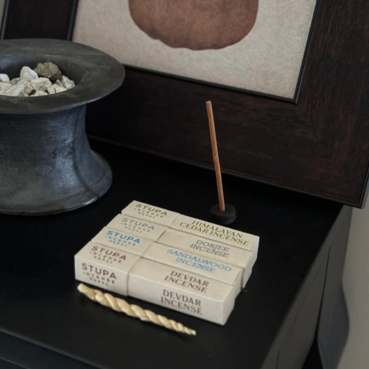 Stupa Incense Nepal – Handmade Himalayan Dhoop Sticks (Sandalwood & Basil)