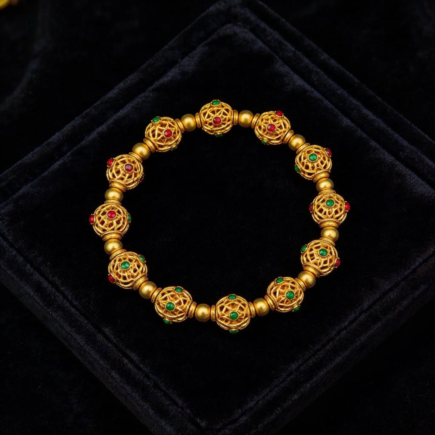 Ancient Sand Gold Traditional Inlaid Filigree Enamel Hydrangea Round Bead Bracelet
