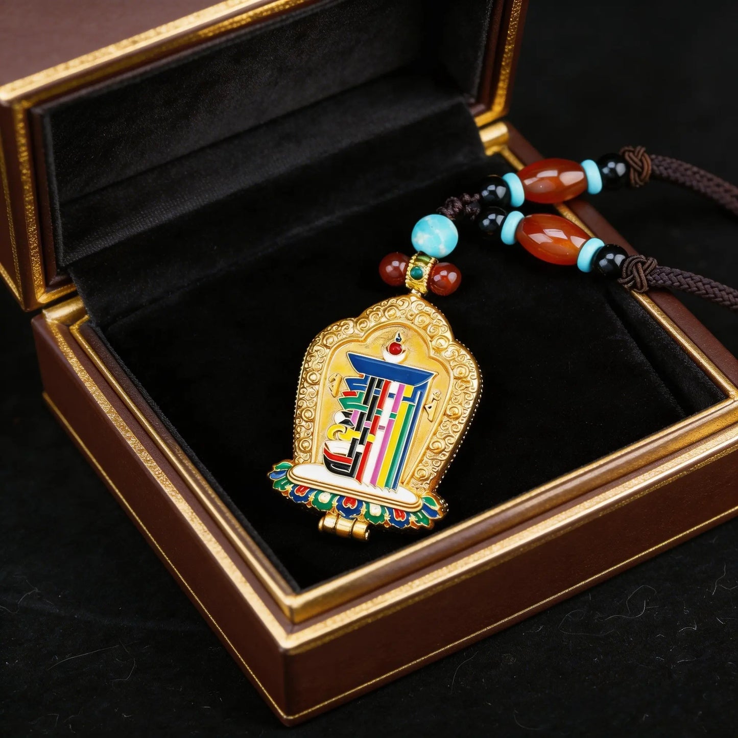 Gawu Box Nepal Tibetan Ritual Instrument Portable Buddha Box Hand-Painted Ten Freedoms Pendant