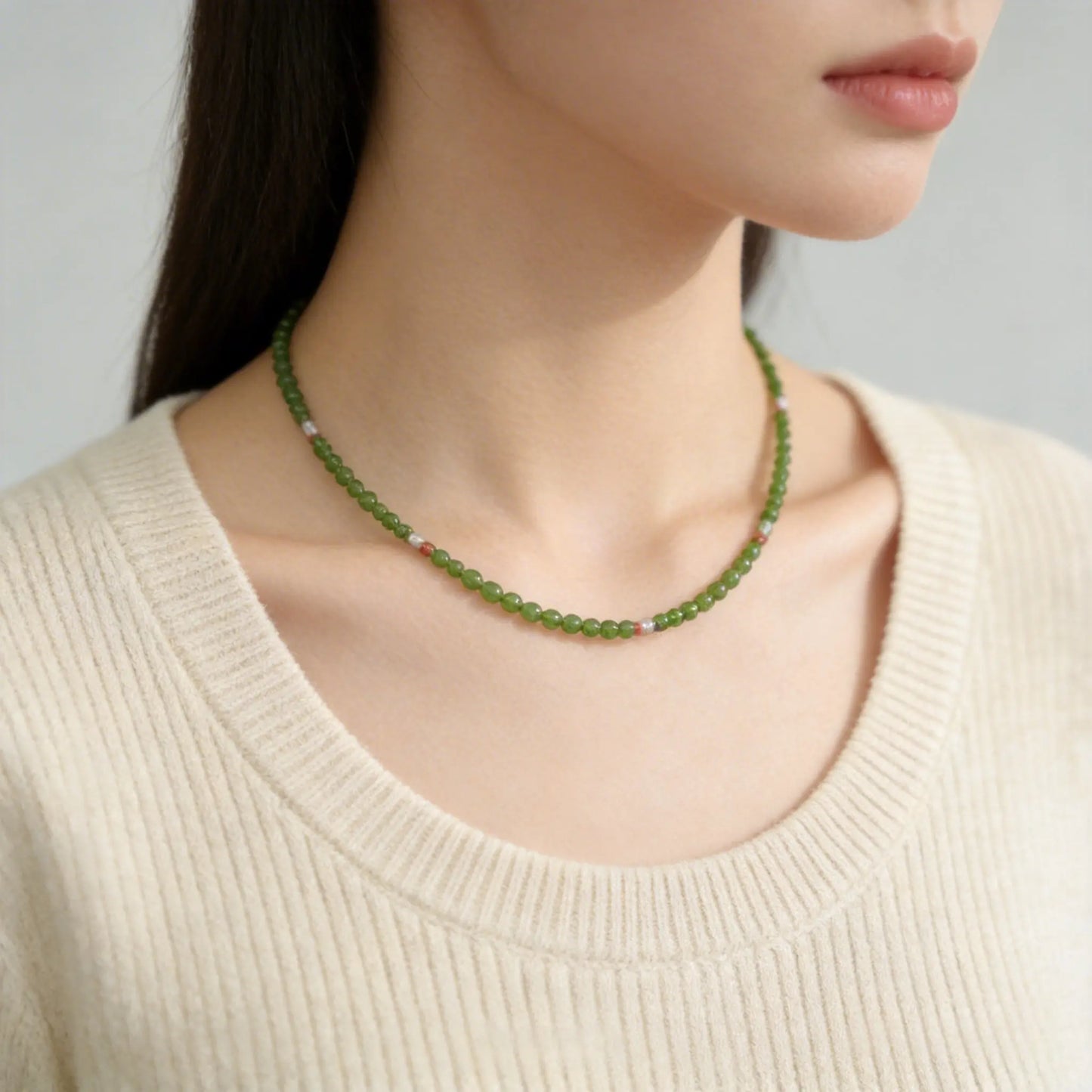 Natural Pearl and Emerald Semi-Precious Gemstone Necklace