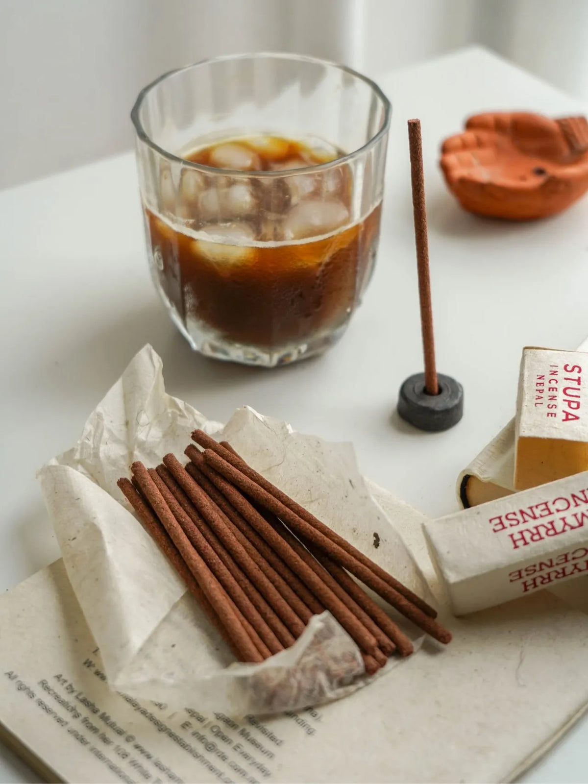 Stupa Incense Nepal – Handmade Himalayan Dhoop Sticks (Sandalwood & Basil)